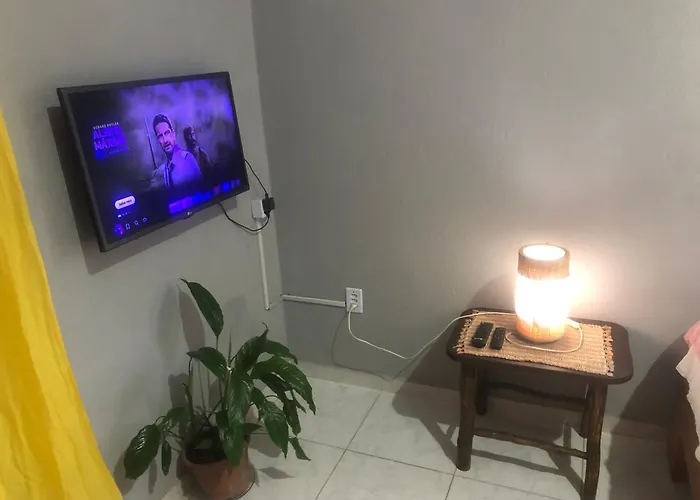 Casa Privativa Em Arraial D'Ajuda - 1 Quarto Com 2 Camas, Cozinha E Banheiro - 10 Minutos Do Centro - Sem Estacionamento Porto Seguro